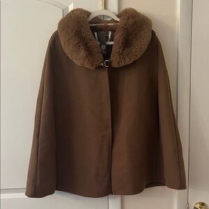 Vince Camuto Brown Cape with Fur Collar